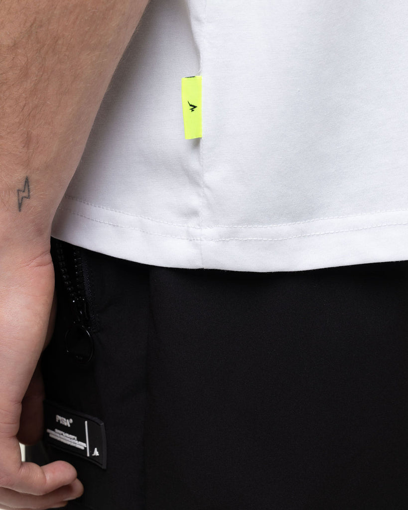 PURSUIT TEE - WHITE / BLACK