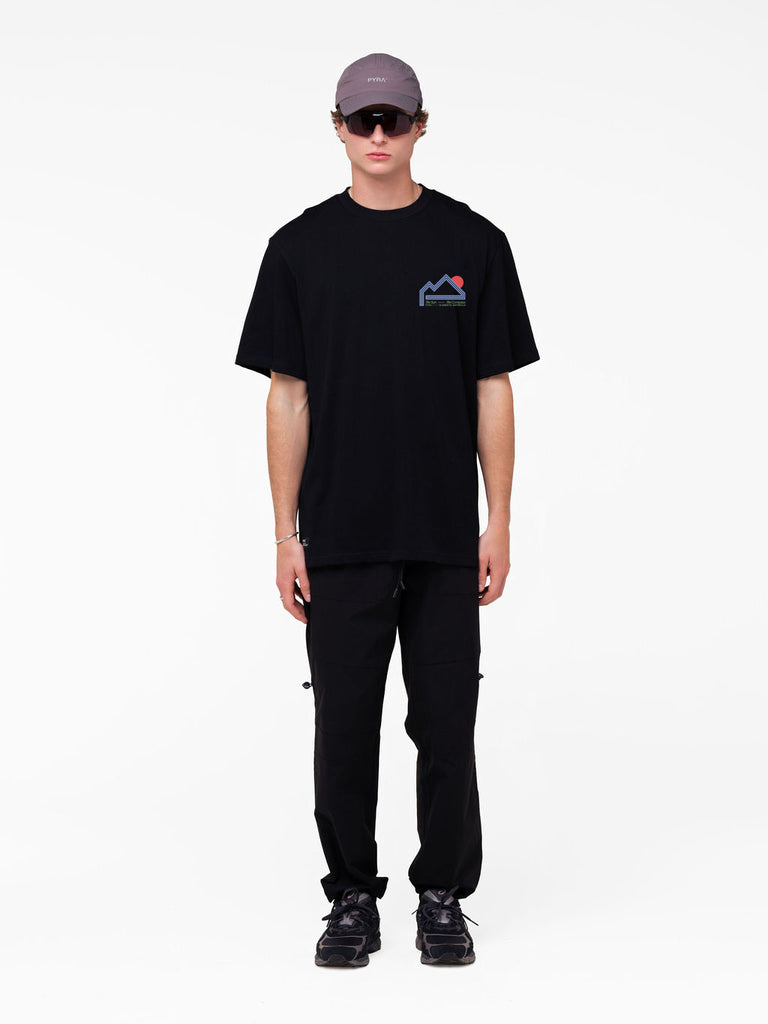 THE COMPASS TEE BLACK / MULTI