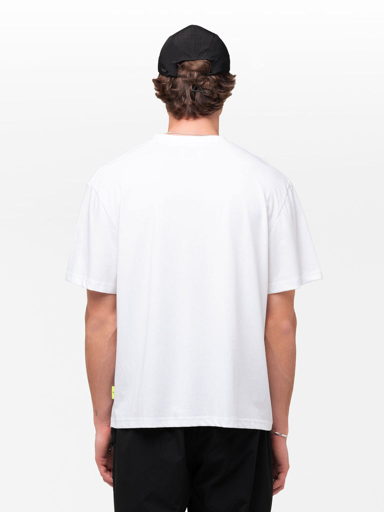 PURSUIT TEE - WHITE / BLACK