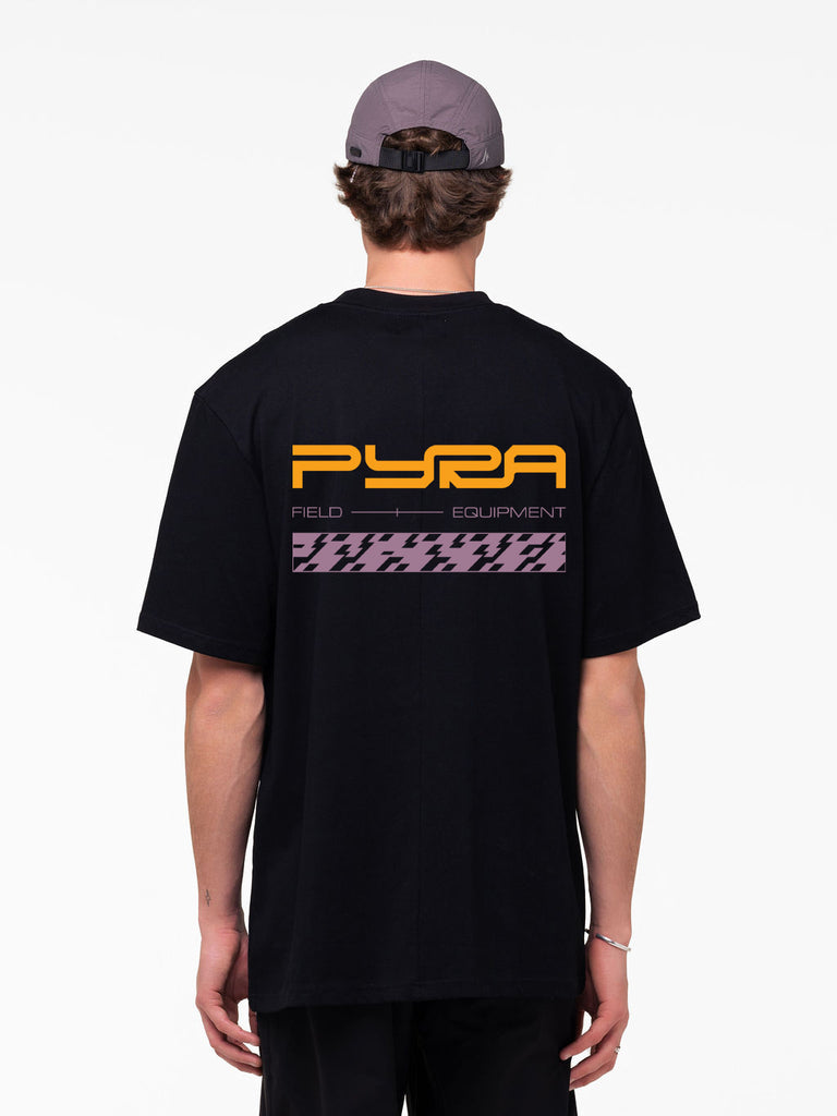 FIELD EQUIPMENT TEE BLACK / ORANGE