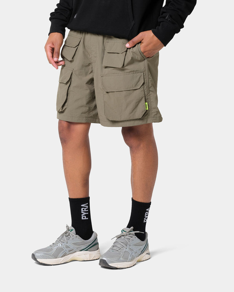 HIKE SHORT OLIVE