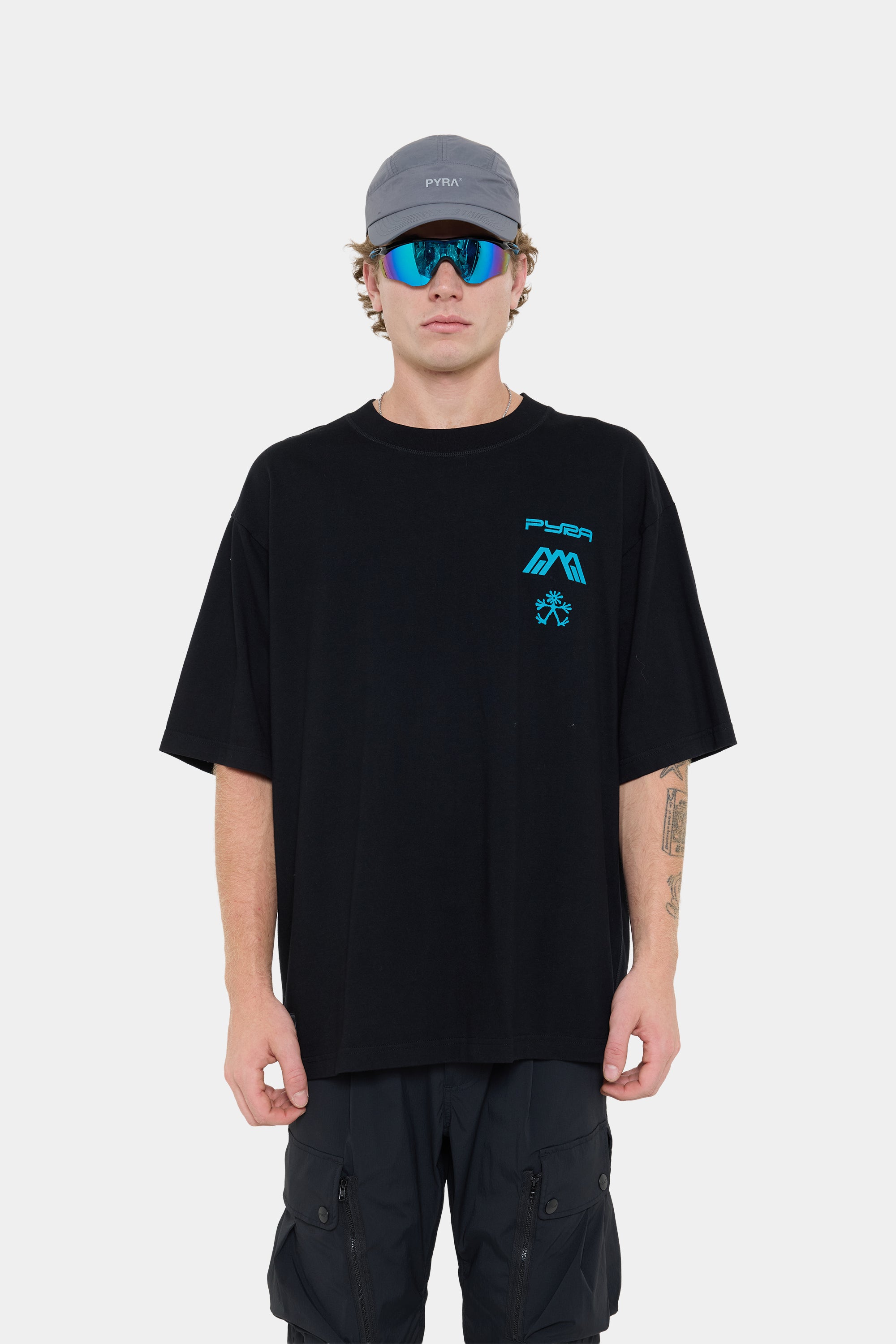 SCENIC BOX TEE- BLACK