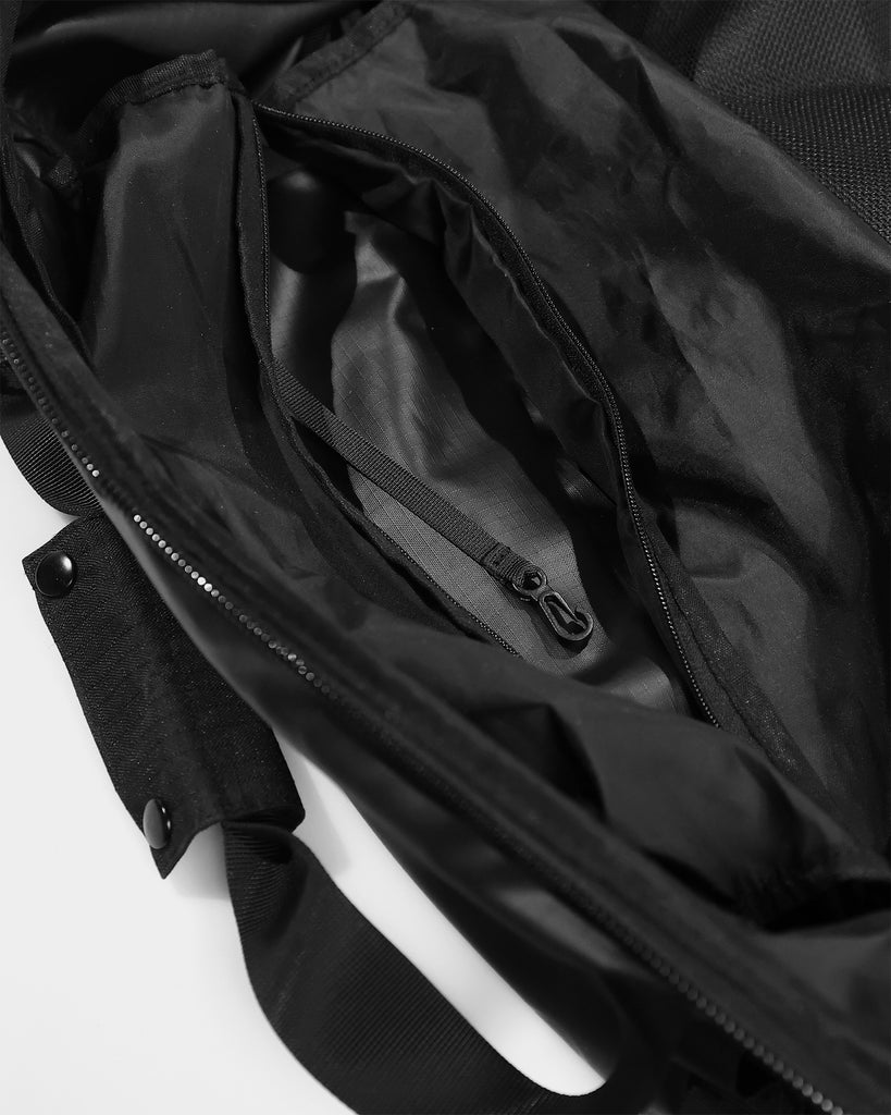 PYRA Duffle Bag Black