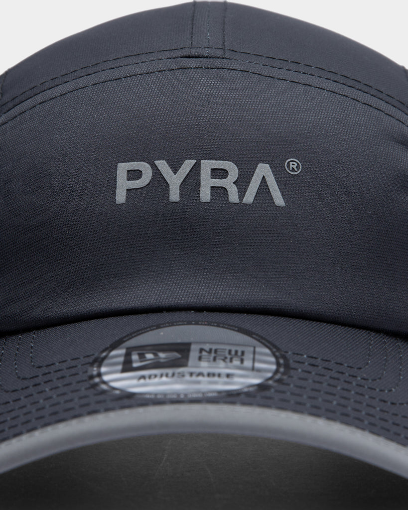 PYRA Men's PYRA® X New Era Runner Visor Black/Reflective